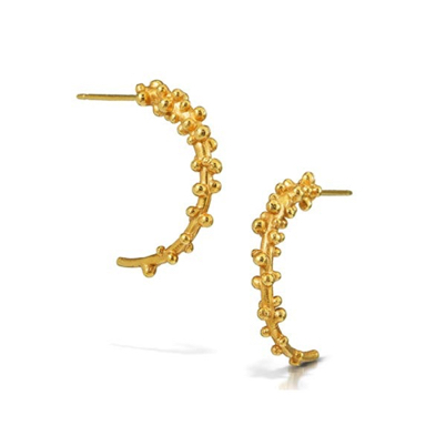 Pebble Horn Post
22K gold vermeil Pebble Horn Post
22K gold vermeil